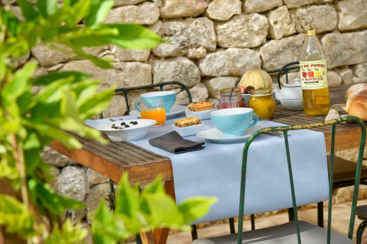 Maison Forte Montcuq Luaran gambar